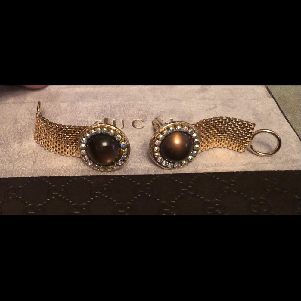 Cufflinks